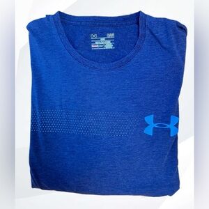 Under Armour Men's Short Sleeve Tee in Loose Cut Blue
